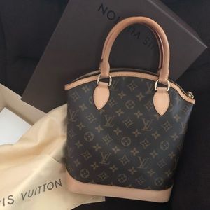 Louis Vuitton Hand Bag